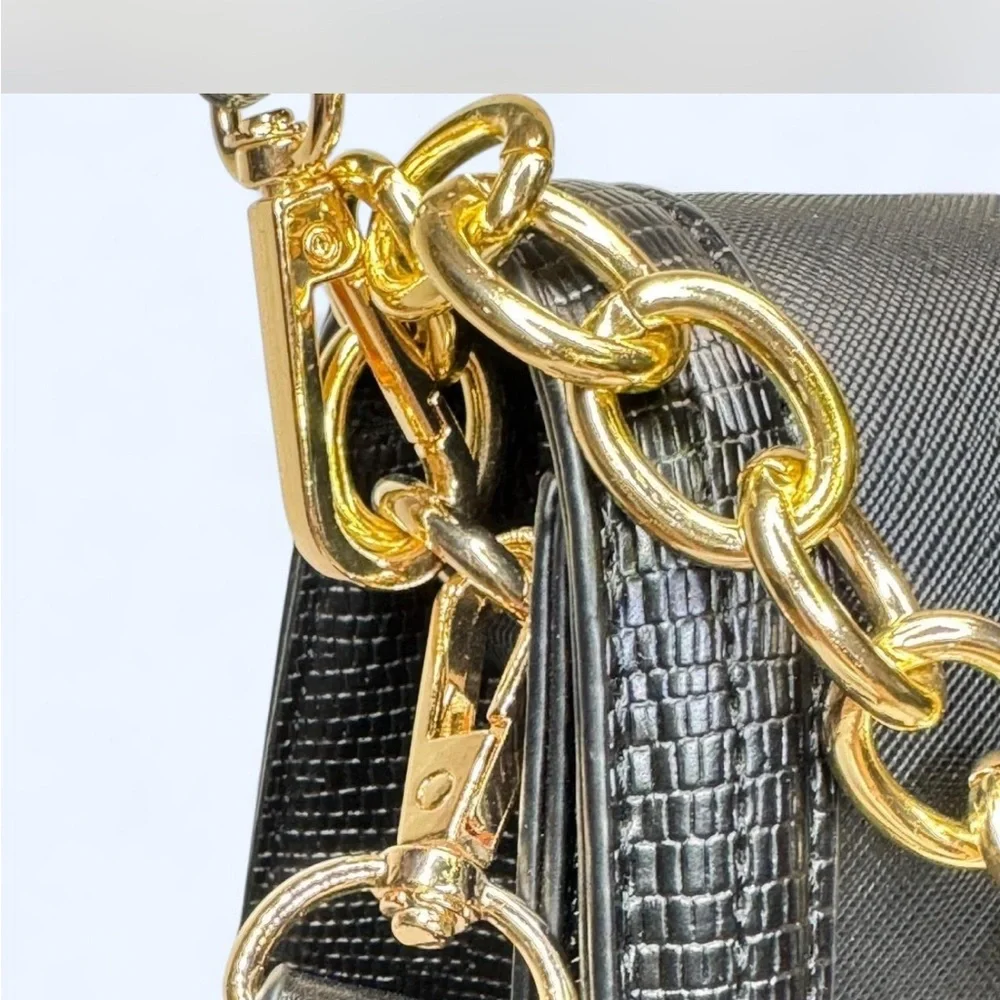 ALDO Black and Gold Accent Chain Shoulder Bag Crossbody •new• - Picture 3 of 8